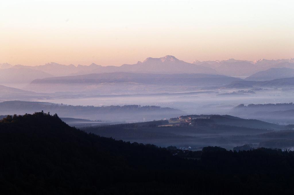 Hotel-Gasthof Beim Boeckhiasl Neukirchen an der Vöckla Esterno foto