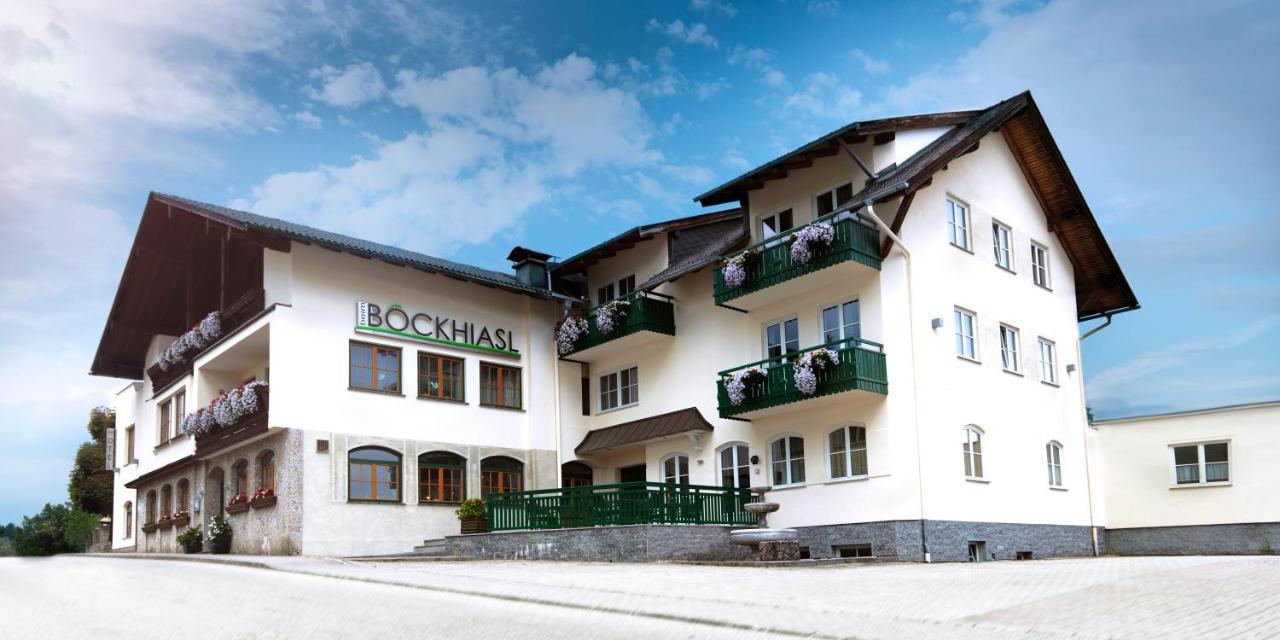 Hotel-Gasthof Beim Boeckhiasl Neukirchen an der Vöckla Esterno foto